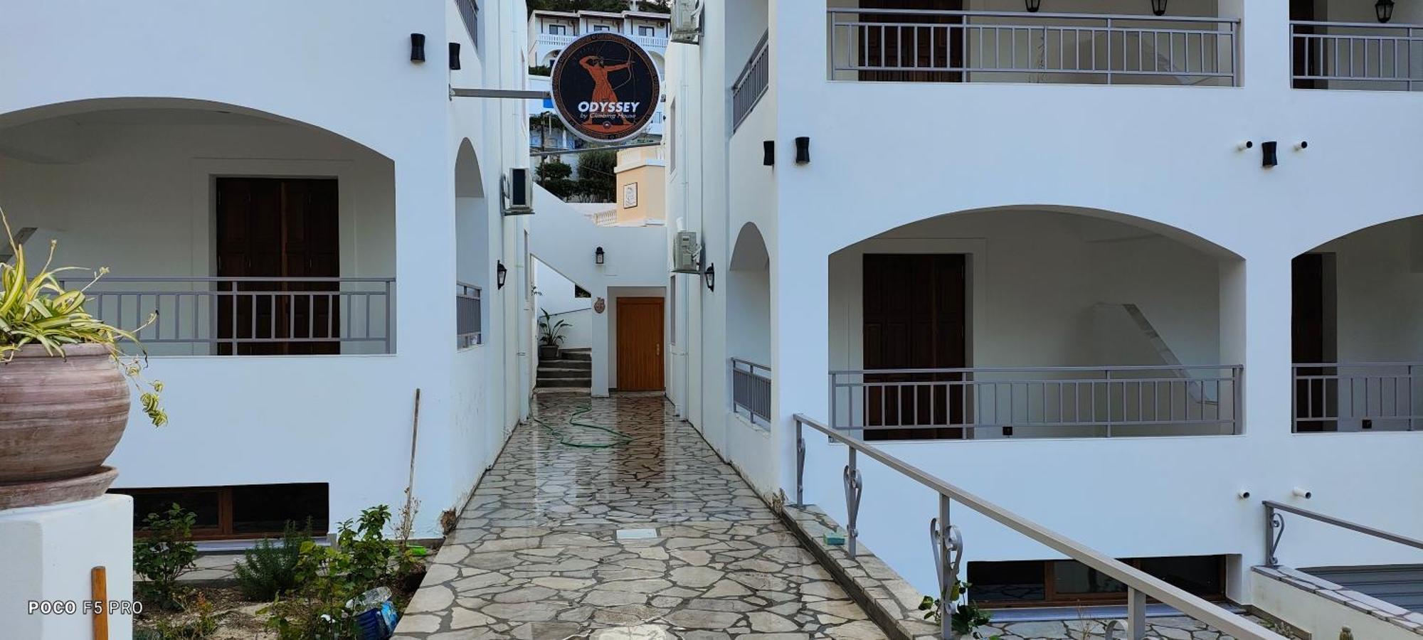 Odyssey By Climbing House Apartment Myrties ภายนอก รูปภาพ